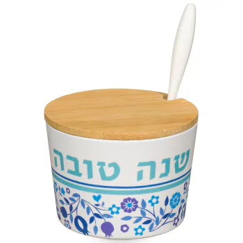 כלי לדבש לראש השנה ממותג עם מכסה במבוק "שנה טובה"