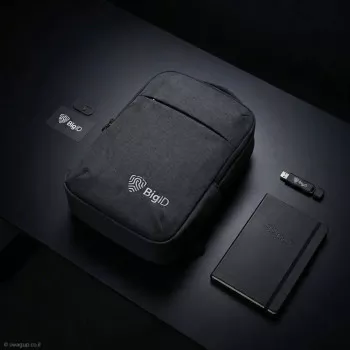 מארז טכנולוגי מקצועי ממותג Stealth Tech עם לוגו לחברות סייבר