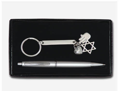 עט פלסטי ואריזת קרטון