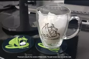 ספל זכוכית ממותגת