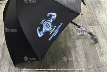 מטריה וריחנית ממותגות