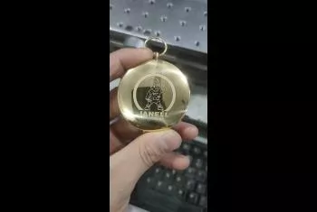 מצפן ממותג