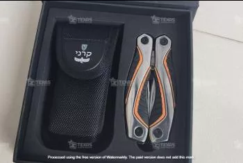 מחזיקי מפתחות ואביזרים