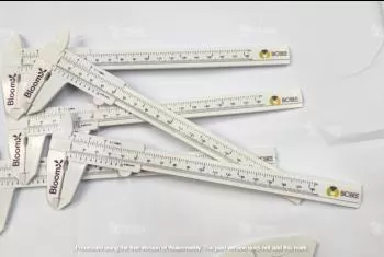 מחזיקי מפתחות ואביזרים